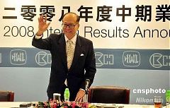 李嘉誠:高爾夫球相伴沒想過退休
