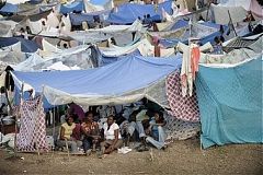 海地唯一高球場改難民營 球會總經理談地震感慨多