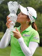 柳簫然奪冠世界排名升至12位 馮珊珊攀登到第三位
