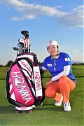 冠軍球包:HONMA Tour World 717系列助力馮珊珊